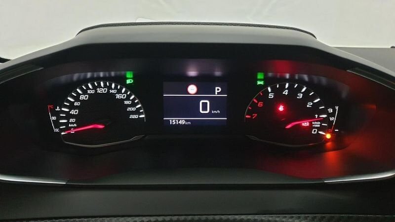 Peugeot 208 nouvelle 1.2 puretech 100cv eat8 allure + navi pack safety plus