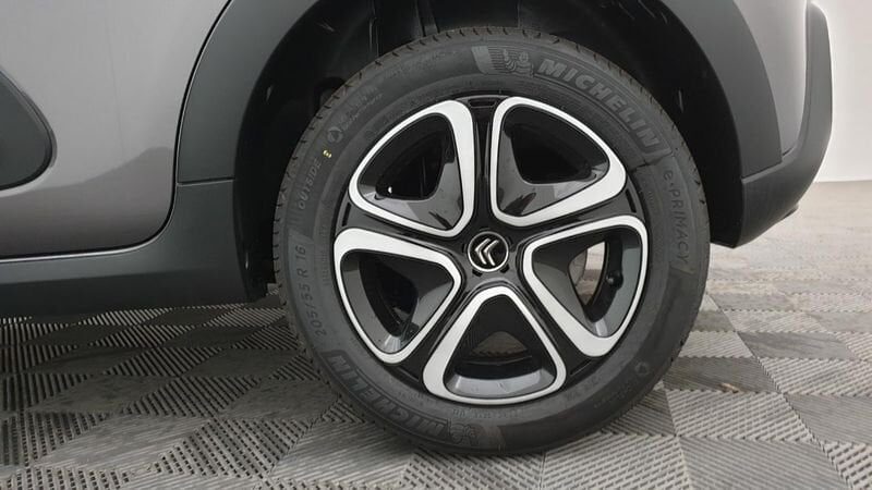 Citroën C3 facelift 1.5 bluehdi 100cv bvm6 shine + adml pack color rouge