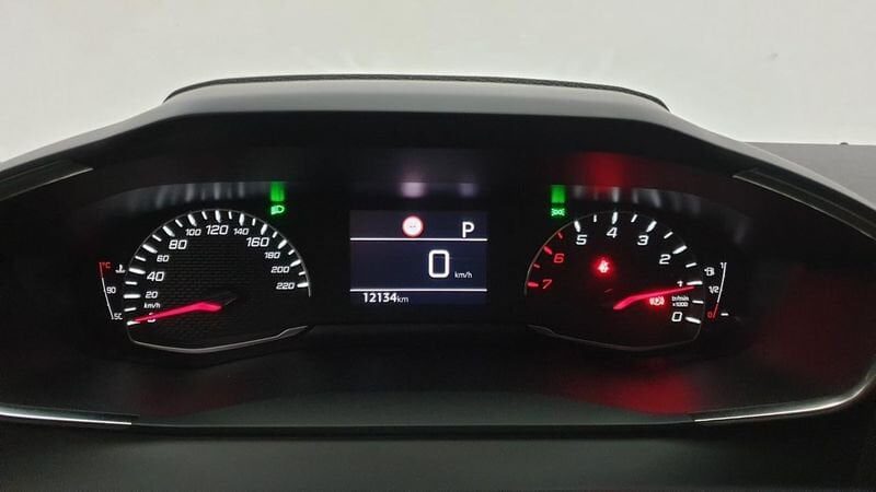 Peugeot 208 nouvelle 1.2 puretech 100cv eat8 allure + navi pack safety plus