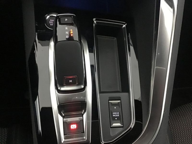 Peugeot 3008 BlueHDi 130ch S&S EAT8 GT