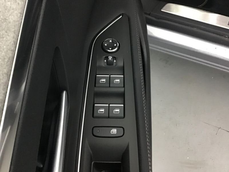 Peugeot 3008 BlueHDi 130ch S&S EAT8 GT