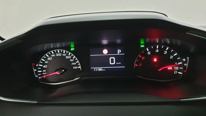 Peugeot 208 nouvelle 1.2 puretech 100cv eat8 allure + navi pack safety plus