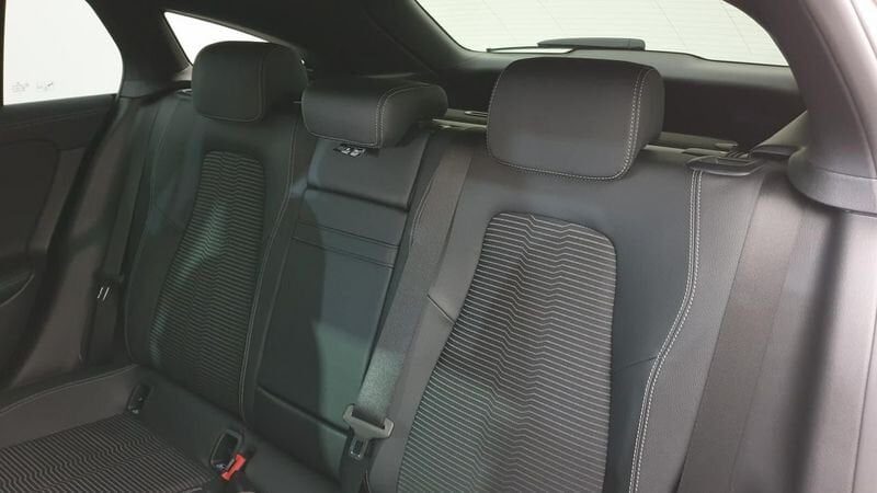 Mercedes CLA shooting brake 180d 8g-dct progressive line + pack premium sport black