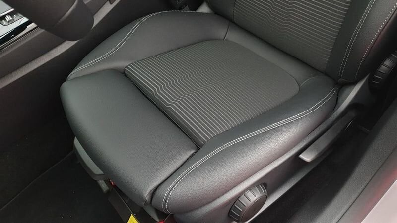 Mercedes CLA shooting brake 180d 8g-dct progressive line + pack premium sport black