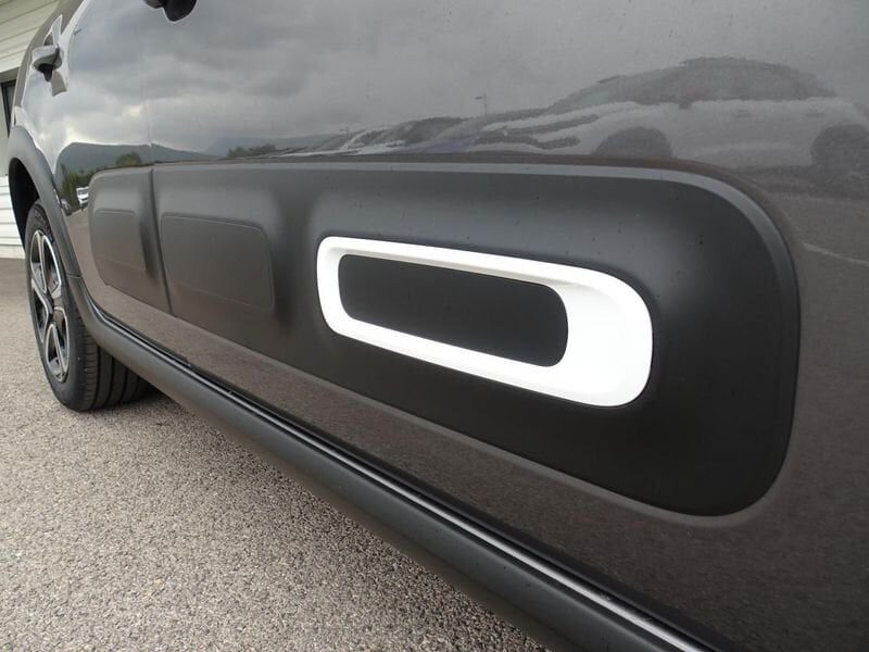 Citroën C3 1.5 BlueHDi - 100 S&S 2016 BERLINE Shine PHASE 2