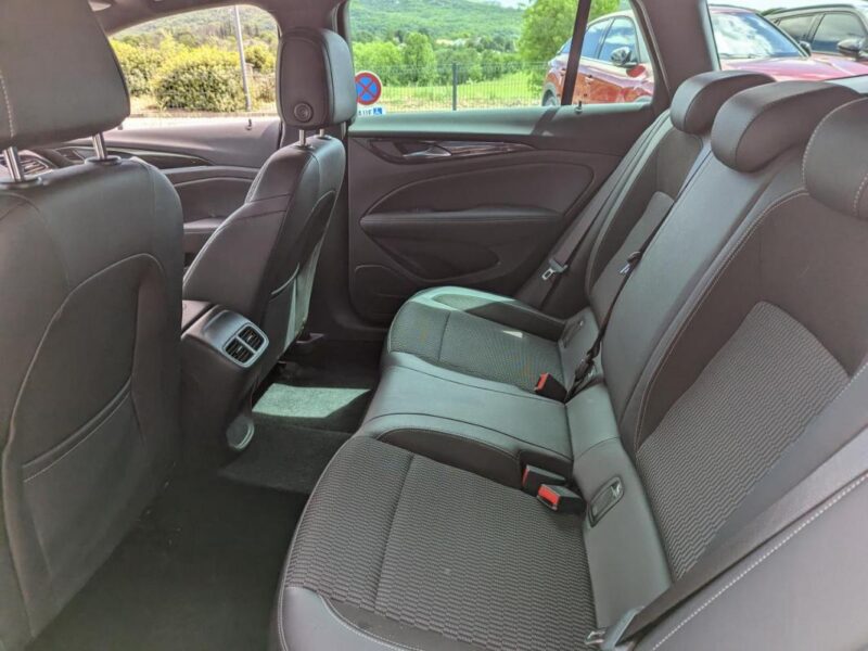 Opel Insignia Sports Tourer 2.0 D - 174 BVA 2017 BREAK Elégance Business