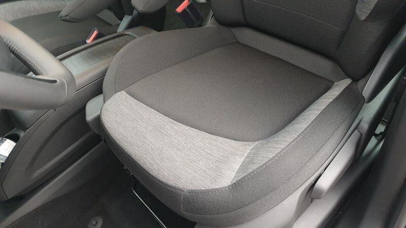 Citroën Grand C4 SpaceTourer 1.2 puretech 130cv eat8 7pl feel + sieges chauffants