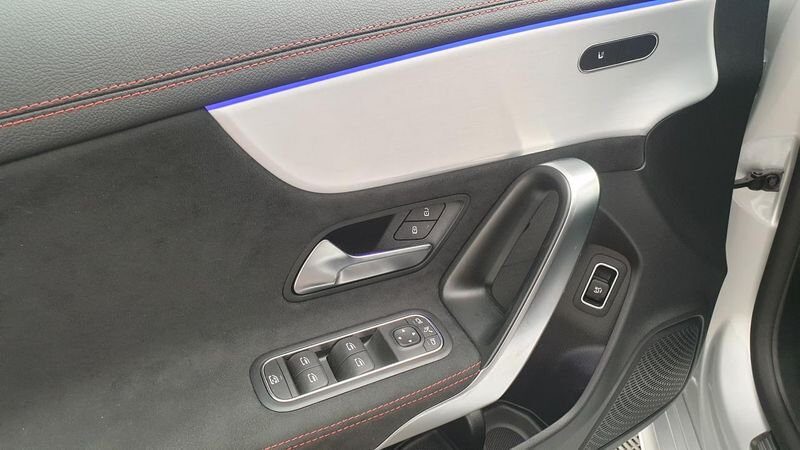 Mercedes CLA shooting brake 200 163cv 7g-dct amg line