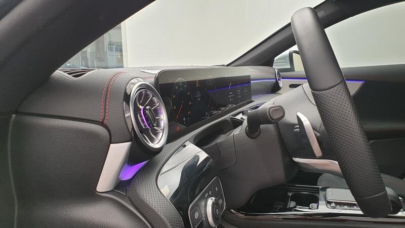 Mercedes CLA shooting brake 200 163cv 7g-dct amg line