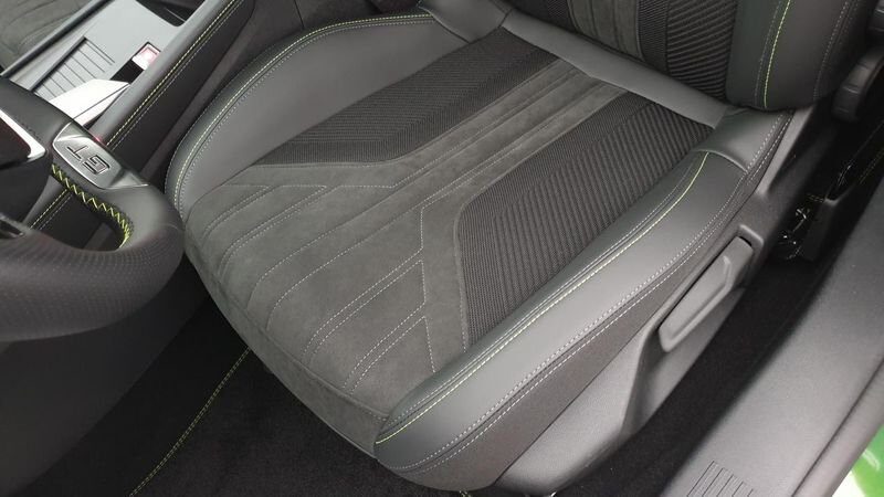 Peugeot 308 nouvelle 1.2 puretech 130cv eat8 gt + camera 360 pack drive assist plus