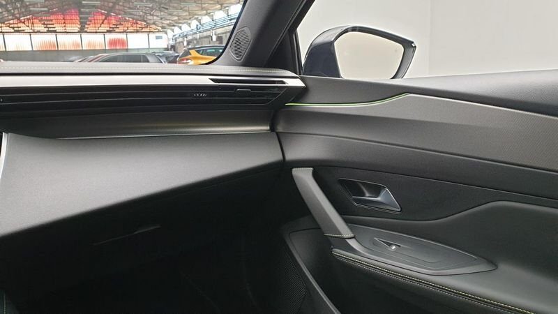 Peugeot 308 nouvelle 1.2 puretech 130cv eat8 gt + camera 360 pack drive assist plus