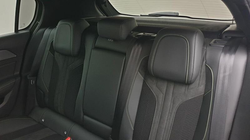 Peugeot 308 nouvelle 1.2 puretech 130cv eat8 gt + camera 360 pack drive assist plus