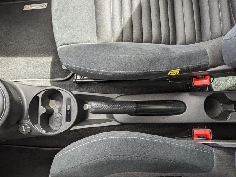 Fiat 500 1.4i 16V - 180 Abarth 595 Competizione