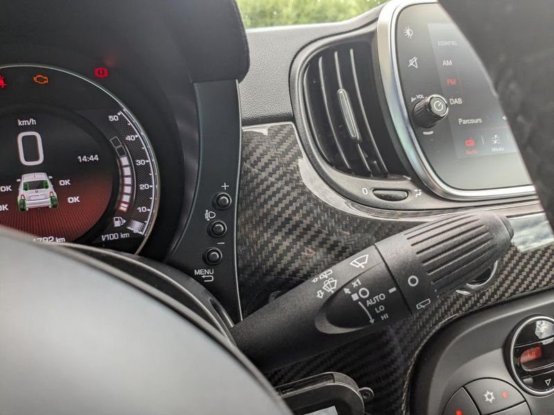 Fiat 500 1.4i 16V - 180 Abarth 595 Competizione