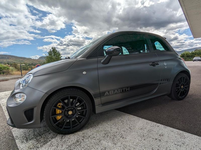 Fiat 500 1.4i 16V - 180 Abarth 595 Competizione