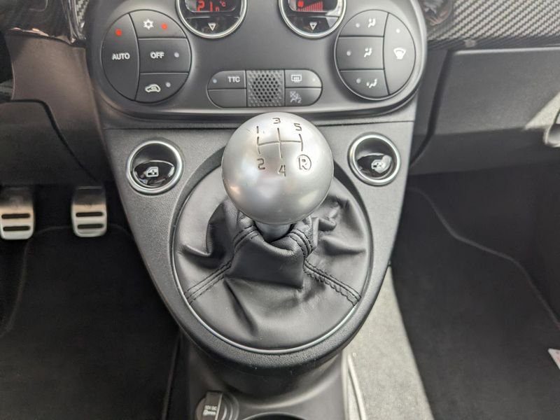 Fiat 500 1.4i 16V - 180 Abarth 595 Competizione