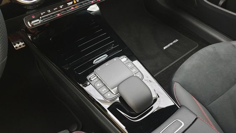 Mercedes Classe A 200d 150cv 8g-dct amg line + pack premium