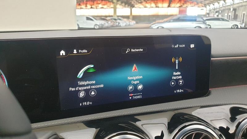 Mercedes Classe A 200d 150cv 8g-dct amg line + pack premium