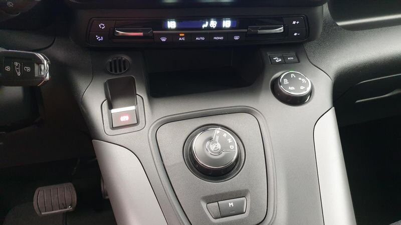 Toyota Proace City Verso Medium 1.5 130cv d-ad bva8 5pl executive