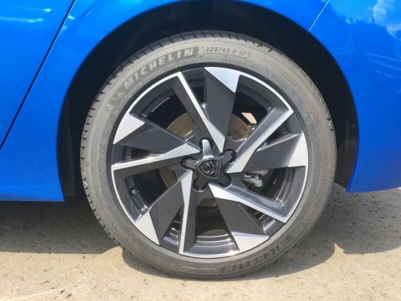 Peugeot 308 PureTech 130ch S&S BVM6 Allure Pack