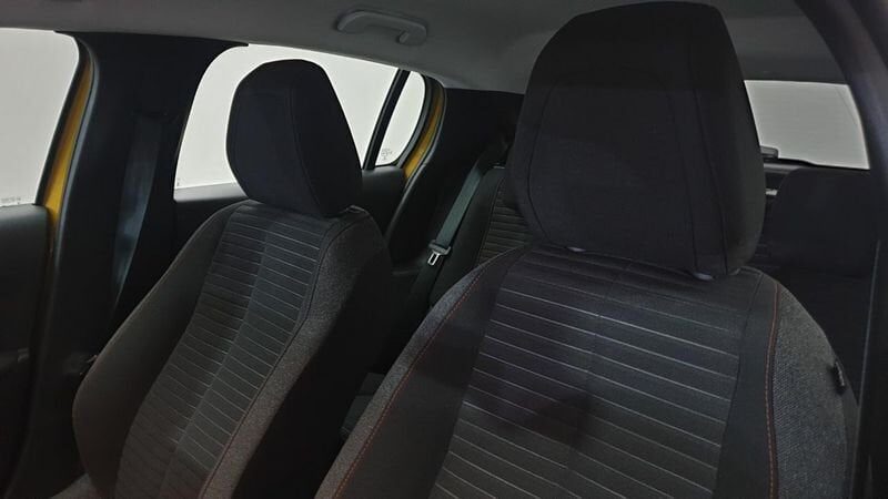 Peugeot 208 nouvelle 1.2 puretech 100cv bvm6 active pack + peugeot led technology