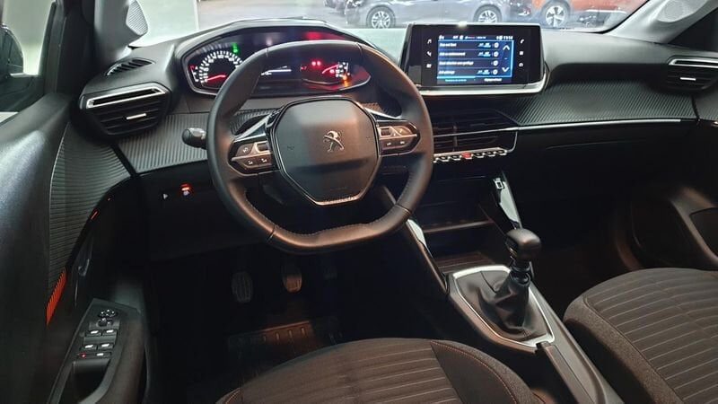 Peugeot 208 nouvelle 1.2 puretech 100cv bvm6 active pack + peugeot led technology