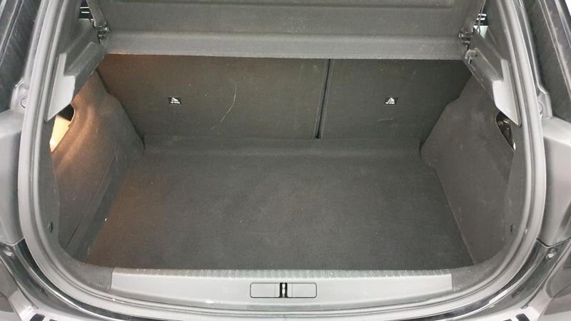 Peugeot 208 nouvelle 1.2 puretech 100cv bvm6 active pack + peugeot led technology