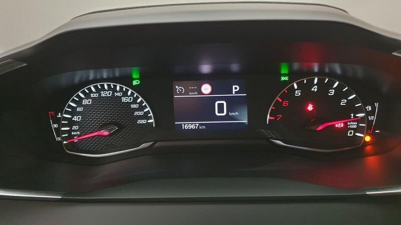 Peugeot 208 nouvelle 1.2 puretech 100cv eat8 allure + navi pack safety plus