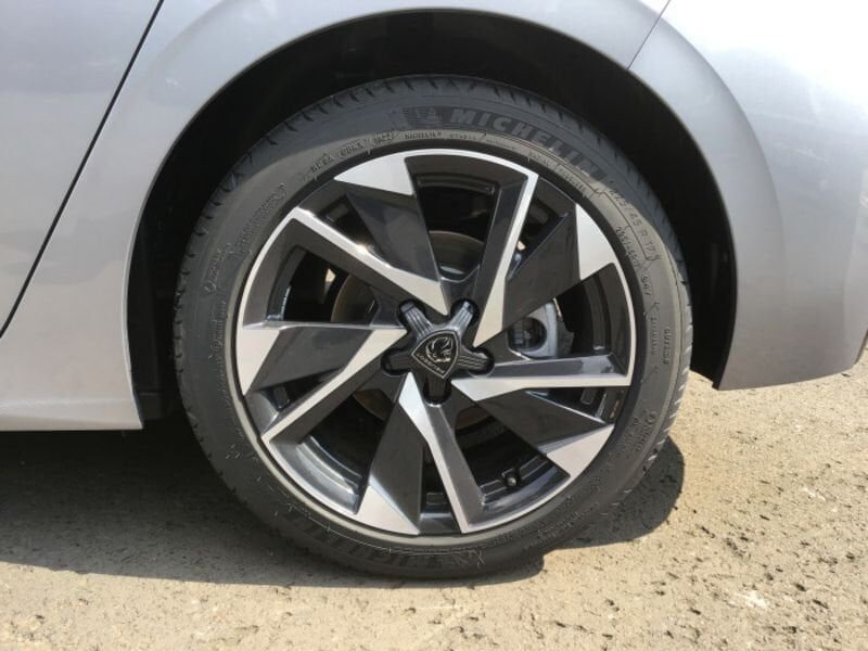 Peugeot 308 PureTech 130ch S&S BVM6 Allure Pack