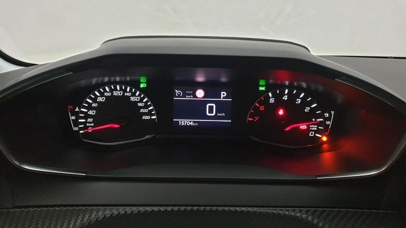 Peugeot 208 nouvelle 1.2 puretech 100cv eat8 allure + navi pack safety plus