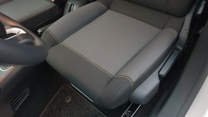 Citroën C3 facelift 1.5 bluehdi 100cv bvm6 shine + adml