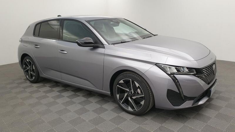 Peugeot 308 nouvelle 1.2 puretech 130cv eat8 allure pack + sieges chauffants recharge smartphone