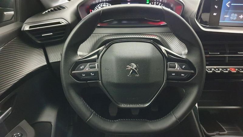 Peugeot 208 nouvelle 1.2 puretech 100cv bvm6 active pack + peugeot led technology