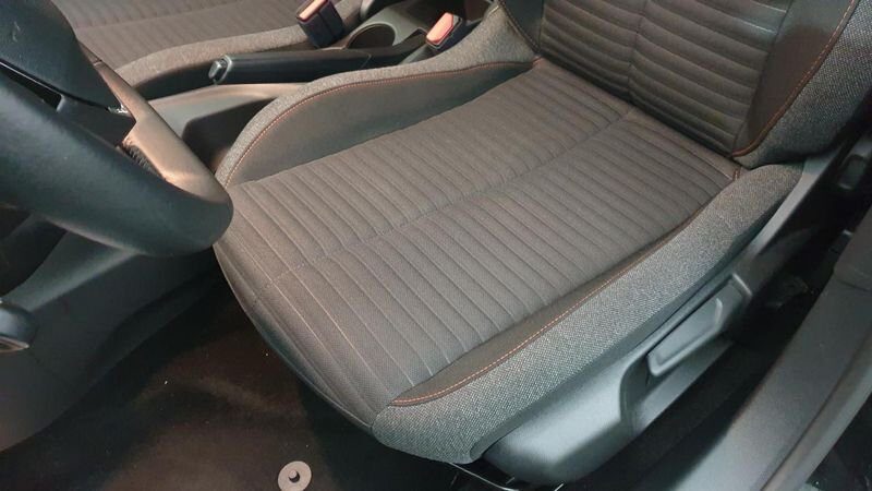 Peugeot 208 nouvelle 1.2 puretech 100cv bvm6 active pack + peugeot led technology