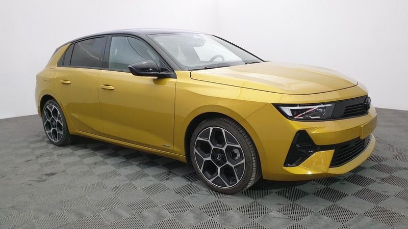 Opel Astra nouvelle 1.5 diesel 130cv bva8 ultimate + pack ext noir pare-brise chauffant