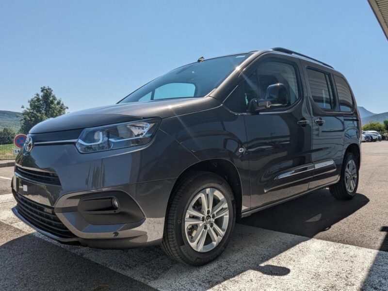 Toyota Proace City Verso 1.5 100 D-4D - Start&Stop (RC23) Medium Executive