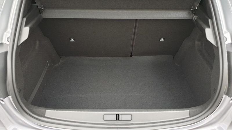 Peugeot 208 nouvelle 1.2 puretech 100cv eat8 gt + toit pano pack drive assist plus