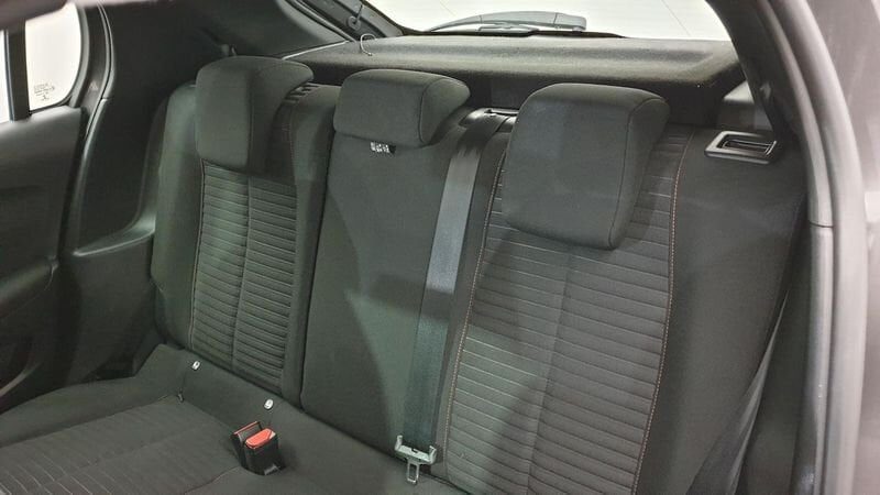 Peugeot 208 nouvelle 1.2 puretech 100cv bvm6 active pack + peugeot led technology