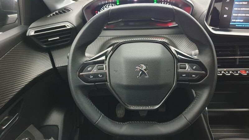 Peugeot 208 nouvelle 1.2 puretech 100cv bvm6 active pack + peugeot led technology