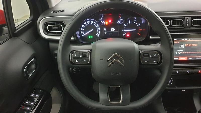 Citroën C3 facelift 1.5 bluehdi 100cv bvm6 shine + adml pack color rouge