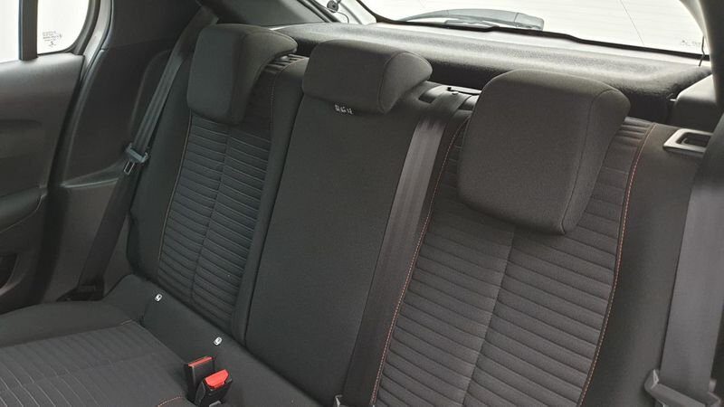 Peugeot 208 nouvelle 1.2 puretech 75cv bvm5 active pack + peugeot led technology