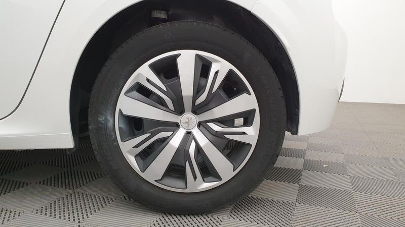 Peugeot 208 nouvelle 1.2 puretech 75cv bvm5 active pack + peugeot led technology