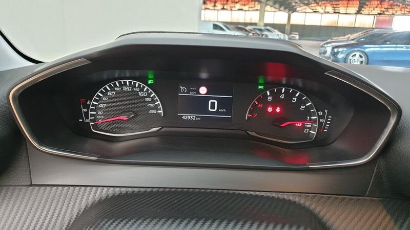 Peugeot 208 nouvelle 1.2 puretech 75cv bvm5 active pack + peugeot led technology