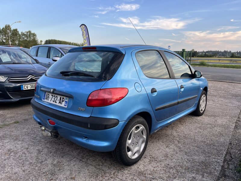 PEUGEOT 206  2001