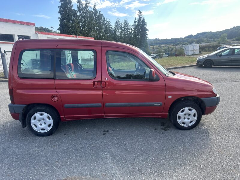 CITROEN BERLINGO / BERLINGO FIRST Monospace 2002