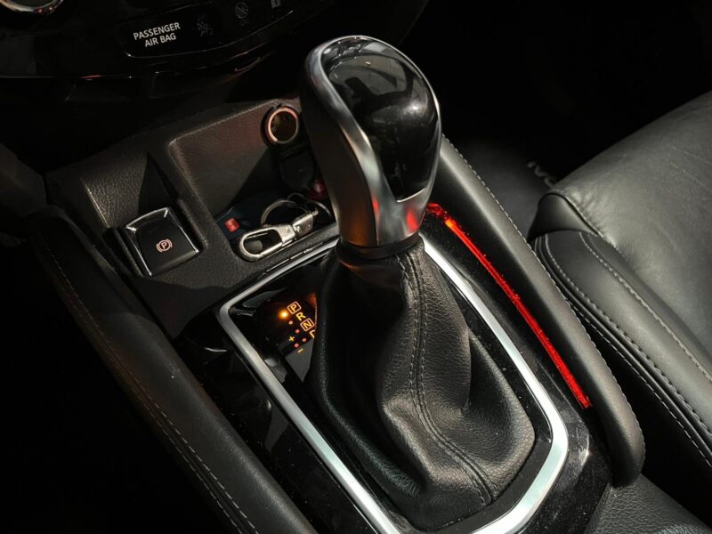 NISSAN QASHQAI II 1.2 DIG-T 115cvTEKNA + 1 ER MAIN / HIST COMPLET NISSAN SIEGES CHAUUFANT / CAMERA 3