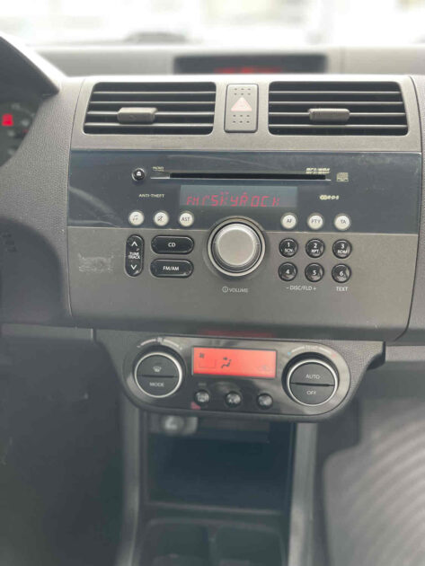 SUZUKI SWIFT III 2009