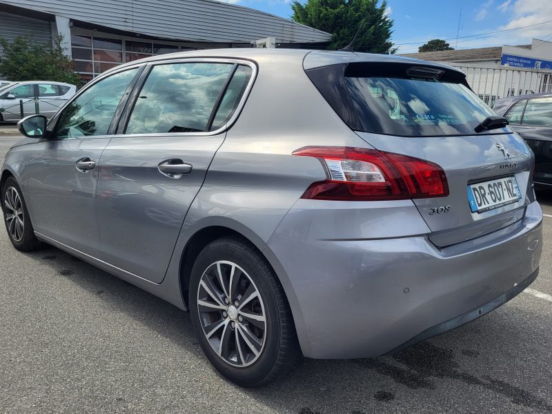 PEUGEOT 308 II 2015