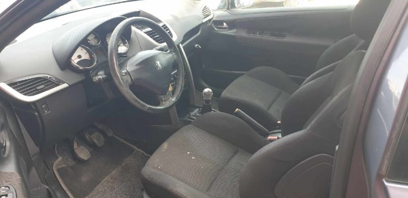 PEUGEOT 207 2008