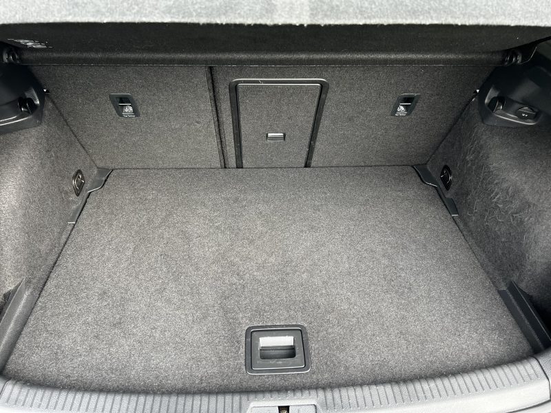 VOLKSWAGEN GOLF VII 2013